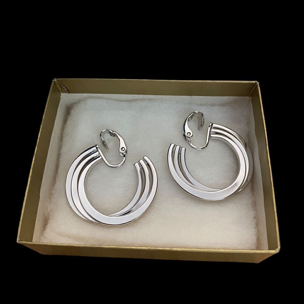 Vintage 1980 Avon Crescents III Clip Earrings Silver Tone with Box NEW